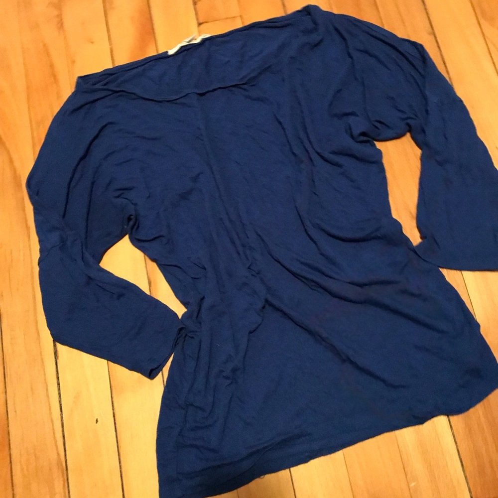▫️t o p s || bright blue loose dressy top▫️